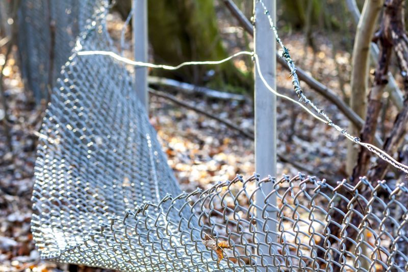 Vinyl Chain Link Fence Repair